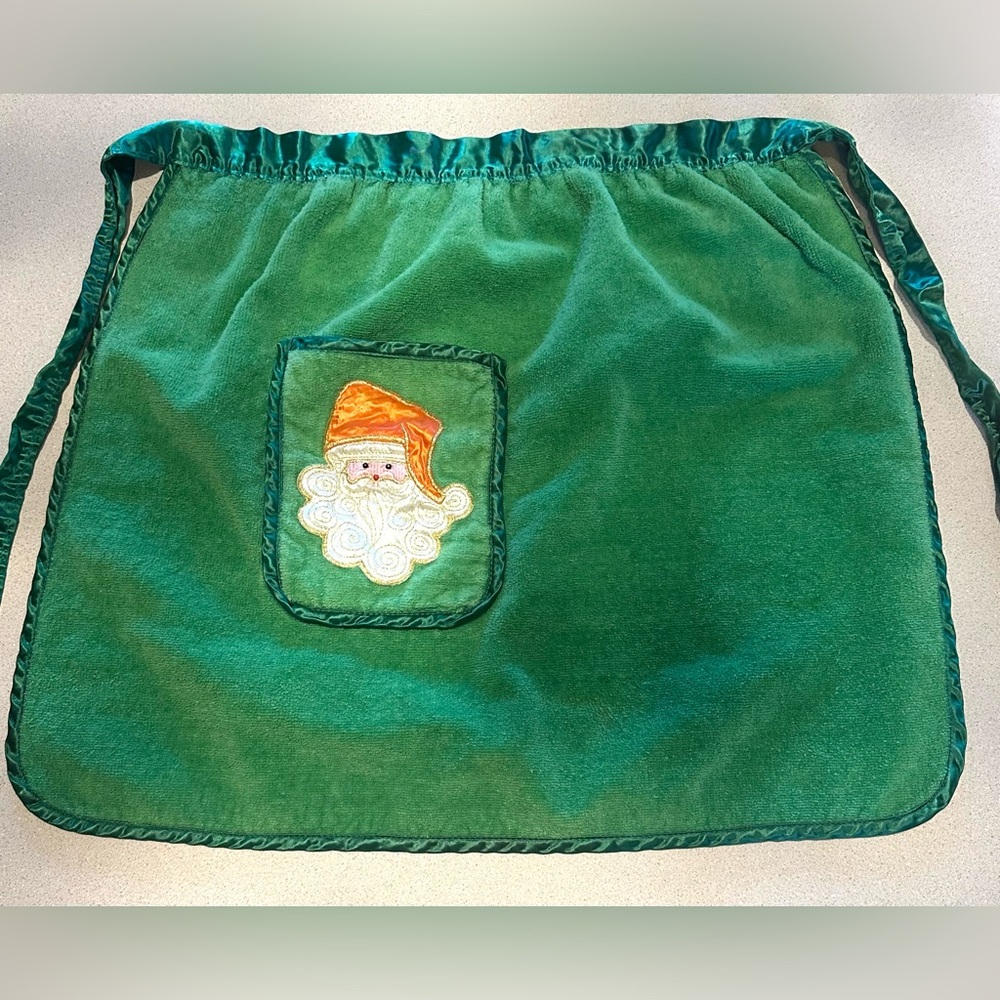 REDUCED Vtg Christmas Half Apron Santa Claus Face Pocket Terry Cloth & Silk Trim